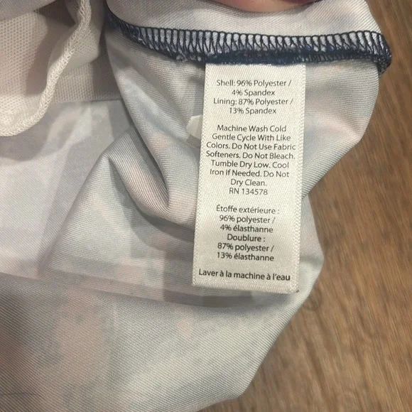 Vineyard‎ Vines Blue and Pink Starfish Skirt/Skort - Picture 7 of 7